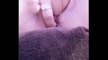 Putri Kecilku Mengirimiku Video Memohon Untuk Dikentuti