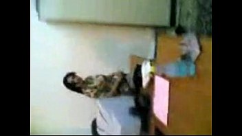 Gadis Desi Yang Menggoda Dan Penuh Gairah