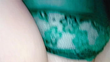 Wanita Berhijab Digerogoti Hingga Muncrat Di Wajah Dan Penuh Krim Di Dalam