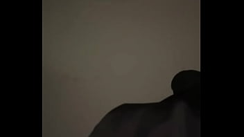 Gadis Muslimah Berhijab Memukul Pantat Arabnya Yang Montok Sambil Mengerang Dan Menggoyangkan Bokong Kotornya Sendirian