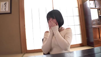 Indahnya Payudara Montok Milf Jepang Yang Menggoda
