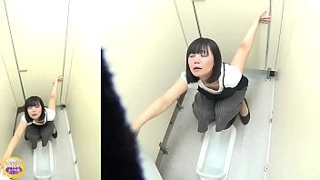 Kenikmatan Muncrat Panas Wanita Jepang Yang Membuatmu Tergoda