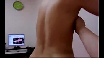 Tonton Langsung Di Ass-spanking.com: Cewek Asia Amatir Digebukin Pantatnya Lalu Dikentot