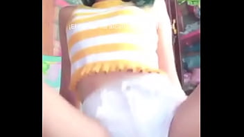 Paha Dewi Asia Di Bigo Live Menggoda Dengan Celana Ketat