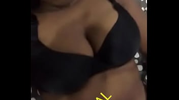 Gadis Desi Yang Menggoda Dan Memikat