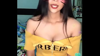 Live Hot Cewek Asia Lagi Buka Baju