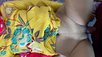 Bhabhi Liplicking After Seeing The Big Cock Hindi Sex Chudai