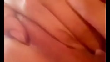 Mi Perra Caliente Me Envía Un Video Ardiente Masturbándose Y Suplicando Por Una Buena Cogida