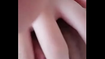Gadis Tionghoa Yang Menggoda Dengan Timer Kamera