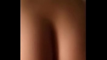 Nona Asia Mengisap Kontol Lalu Naikinya