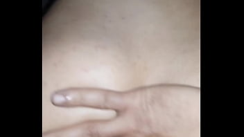 Gadis Beurette Digoyang Hingga Lumer