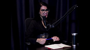 Dari Dukungan Ibu Hingga Fetish Pria, Kisah Carla Santos Yang Tak Malu Eksplorasi Ranjang Dan Anal