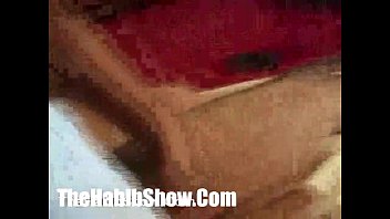 Gadis Berpantat Tebal Menggoda Karyawan Arab Di Toko Kilat