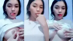 Dada Mulus Kak Laras, Tiktokers Seksi Menggoda