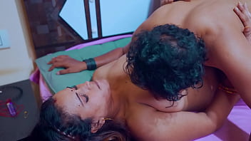 Cowok India Ganteng Siap Melayani Hasrat Seksualmu