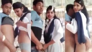 Gadis India Menggila, Memuaskan Nafsu Dengan Kekasih Nepal Di Kamar Asrama
