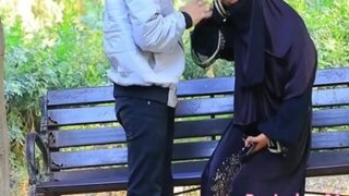 Pria Pahlawan Yang Menyelamatkan Janda Muslim Dan Menggairahkannya