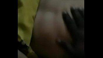 Pasangan India Yang Bergairah Dengan Suara Hindi Yang Menggoda