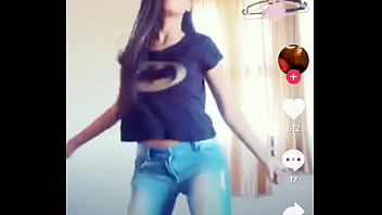 Goyangan Seksi Cewek Desi Bikin Panas