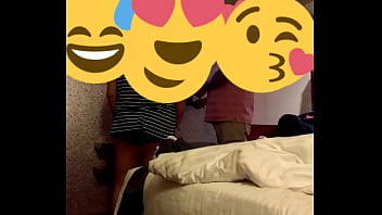 Istri Desi Menggoda Tukang Kabel Dengan Godaan Panas