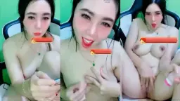Ciichie Digencet Ganas Sampai Muncrat Di Kontol Lancip