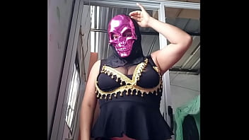 Gadis Brunet Panas Menggoda Dengan Tarian Arab Dan Toples, Jadi Pelacur Di Rumah Sendiri!
