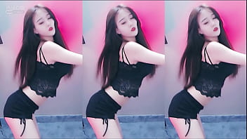 Cô Nàng Trung Quốc Phô Diễn đường Cong Quyến Rũ Với Bộ đồ Lót Ren đen Nóng Bỏng