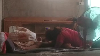 Gadis Asia Mungil Dan Menggoda Buatan Rumah