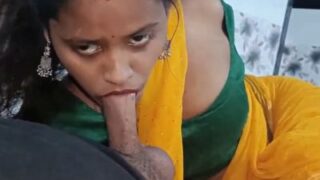 Gadis Desa Digoyang Dari Belakang Dalam Video Panas Ala India