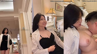 Malam Bergairah, Miss Breewales Amoy Panas Datang Ke Kamarku