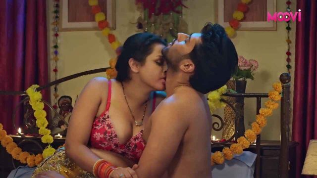 Sajan Goyang Mertua: Episode 1 – Nafsunya Menggila Di Ranjang
