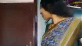 Seorang Wanita Tamil Menggoda Adik Iparnya Dengan Nafsu Liar Dalam Video Panas India