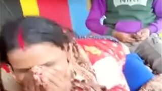 Sopir Truk Tua Menggila Dengan Pelacur Desi Di Dalam Kabinnya