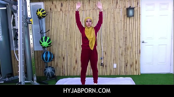 Pelatih Bugar Menggila Dengan Klien Arab Eksotis Yang Bergairah