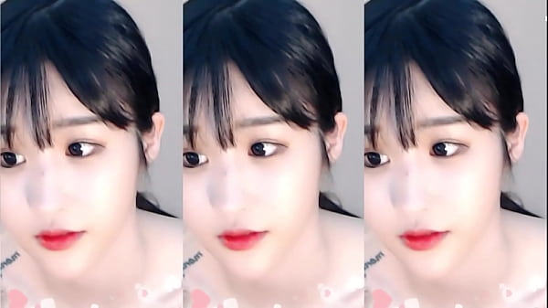 Cô Nàng Trung Quốc Uốn éo Nhịp Nhàng Trên Dưới