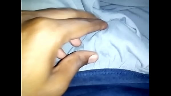 Ayesha Singh: Gadis Seksi Yang Bikin Bergairah
