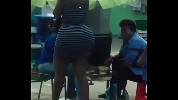 Pantat Terbesar Dan Paling Menggoda Dari Nigeria