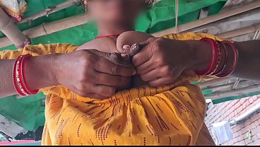 Istri Thakur India Digoyang Habis-habisan, Padahal Titit Suaminya Kecil