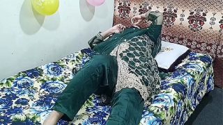 Wanita India Yang Sudah Menikah Memanggil Pemuda Untuk Bercinta Kasar Dengan Suara Desi Yang Menggairahkan