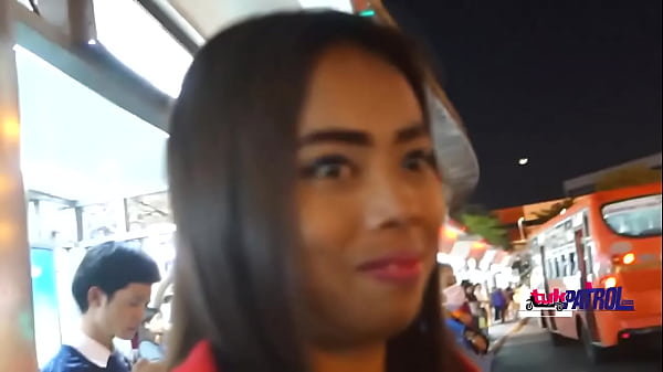 Gadis Asia Montok Dengan Payudara Mungil Doyan Digoyang Penis Tebal Sampai Dalam