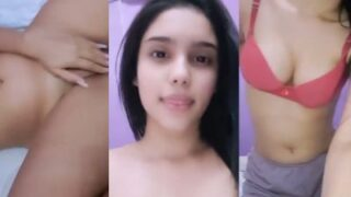 Gadis Maharashtrian Asli Pune Telanjang Bulang Dan Jari-jari Merangsang Memeknya