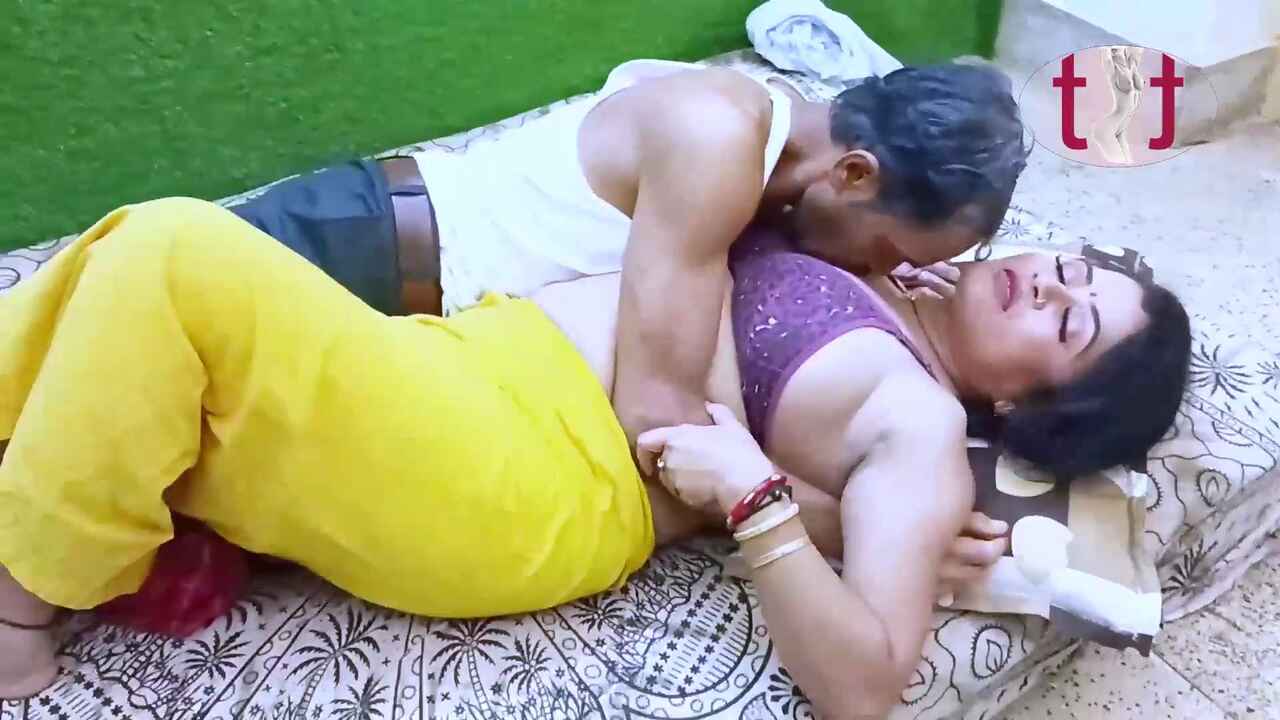 Savita Bhabhi 2024: Telanjang Dada, Video Mesum Hindi Yang Menggoda