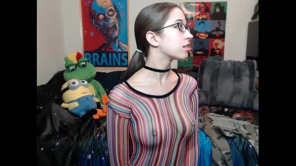 Alexxxcoal Remaja Memamerkan Payudara Seksi Di Live Webcam Panas – 6cam.biz