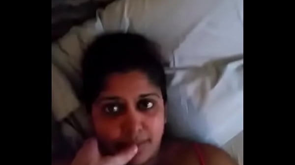 Gadis India Yang Menggoda Dan Memikat