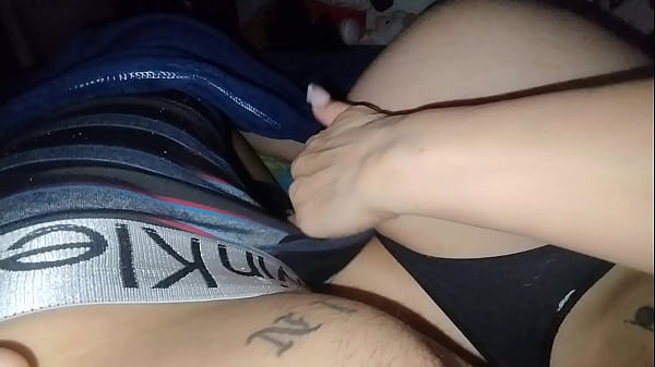 Dulcevaginaspro – Aku Mau Tidur Tapi Pacarku Jadi Horny Di Ranjang, Lihat Apa Yang Terjadi