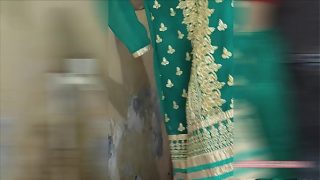 Video Mandi Gadis India Seksi Dengan Bahasa Hindi