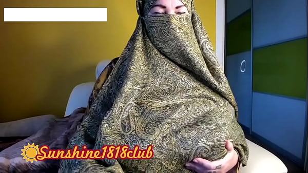 Turkia Arab Milf Berjilbab Muslim Bbw Dengan Payudara Besar Rekaman Webcam 10 November