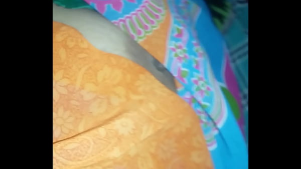 Gaon Ki Garmi Se Bhari Desi Gaand