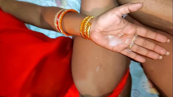 देसी रंडी की तंग गांड में पहली बार हिंदी में चीखते हुए धीरे-धीरे लोड फेंका
