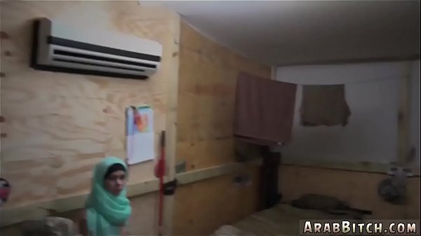 Operasi Pengeboman Pantat Arab: Pertama Kali Menembus Jalur Basah!